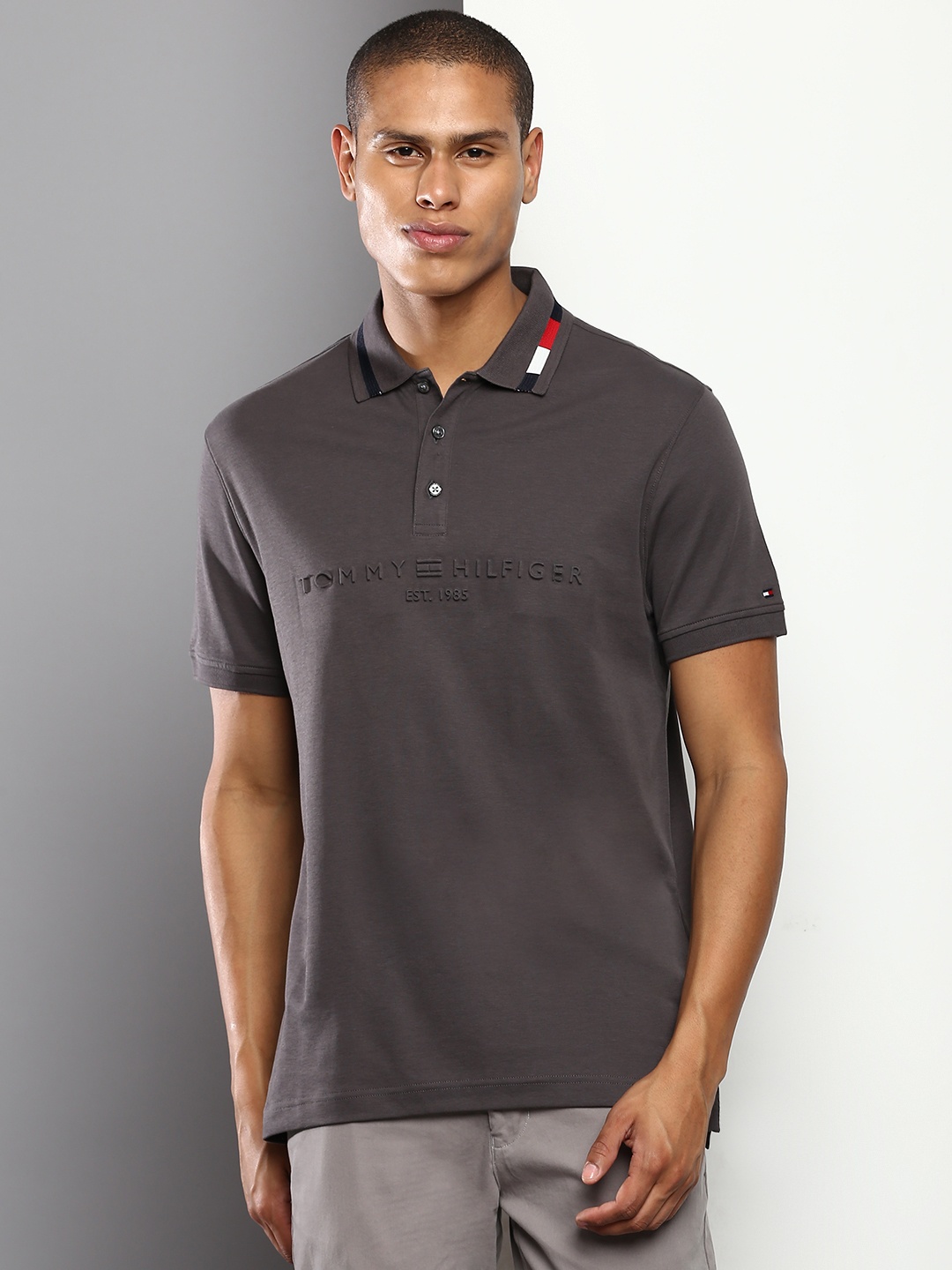 

Tommy Hilfiger Men Brand Logo Polo Collar T-shirt, Grey