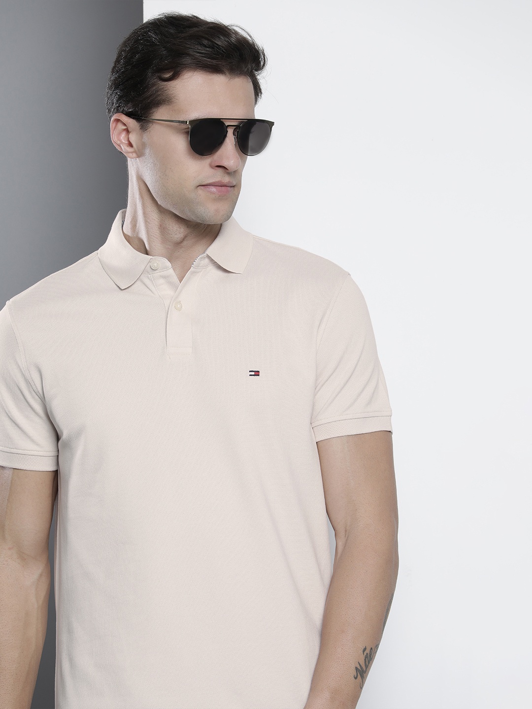 

Tommy Hilfiger Men Beige Polo Collar T-shirt