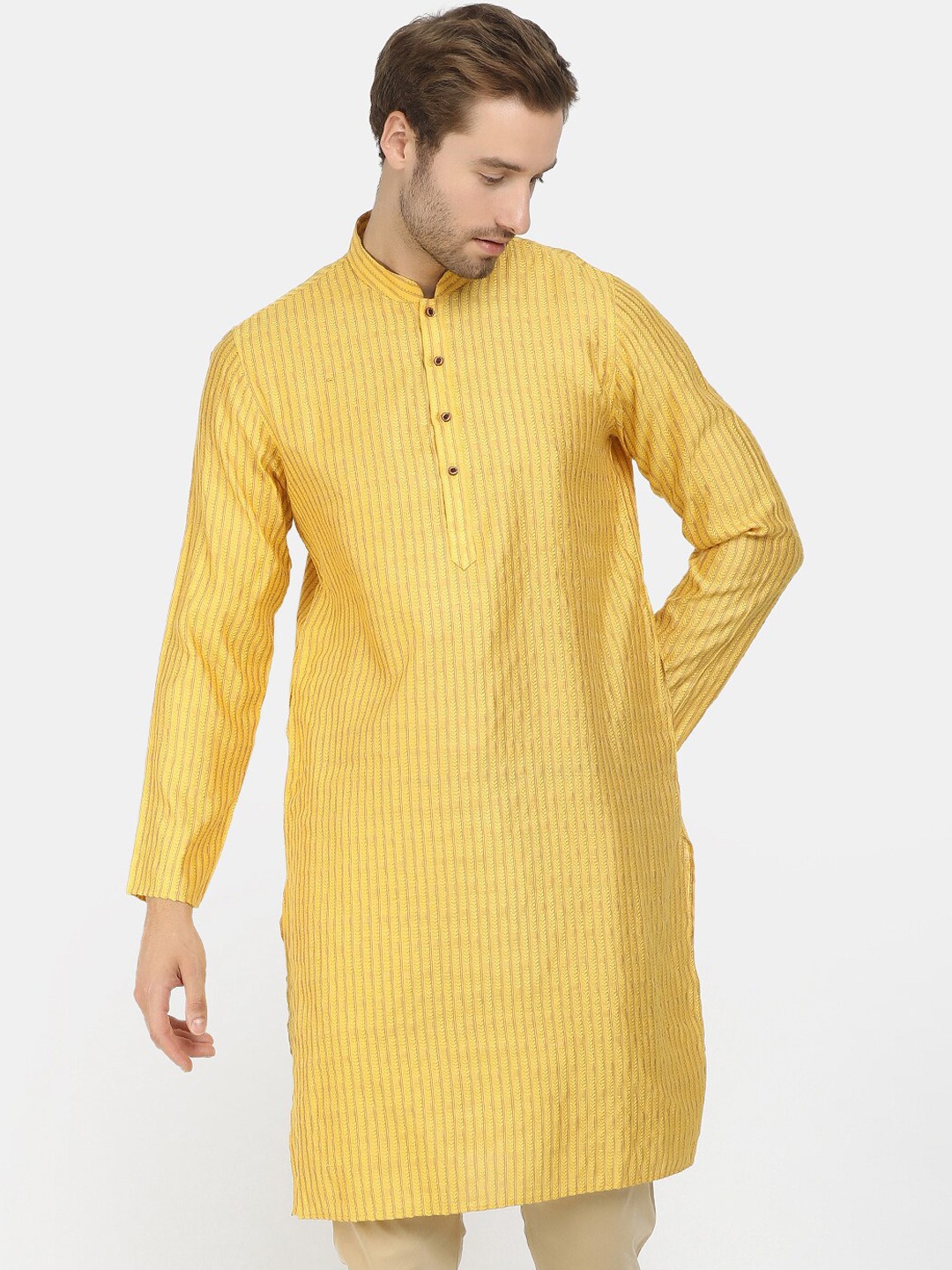 

V-Mart Men Yellow Pure Cotton Kurta with Pyjamas