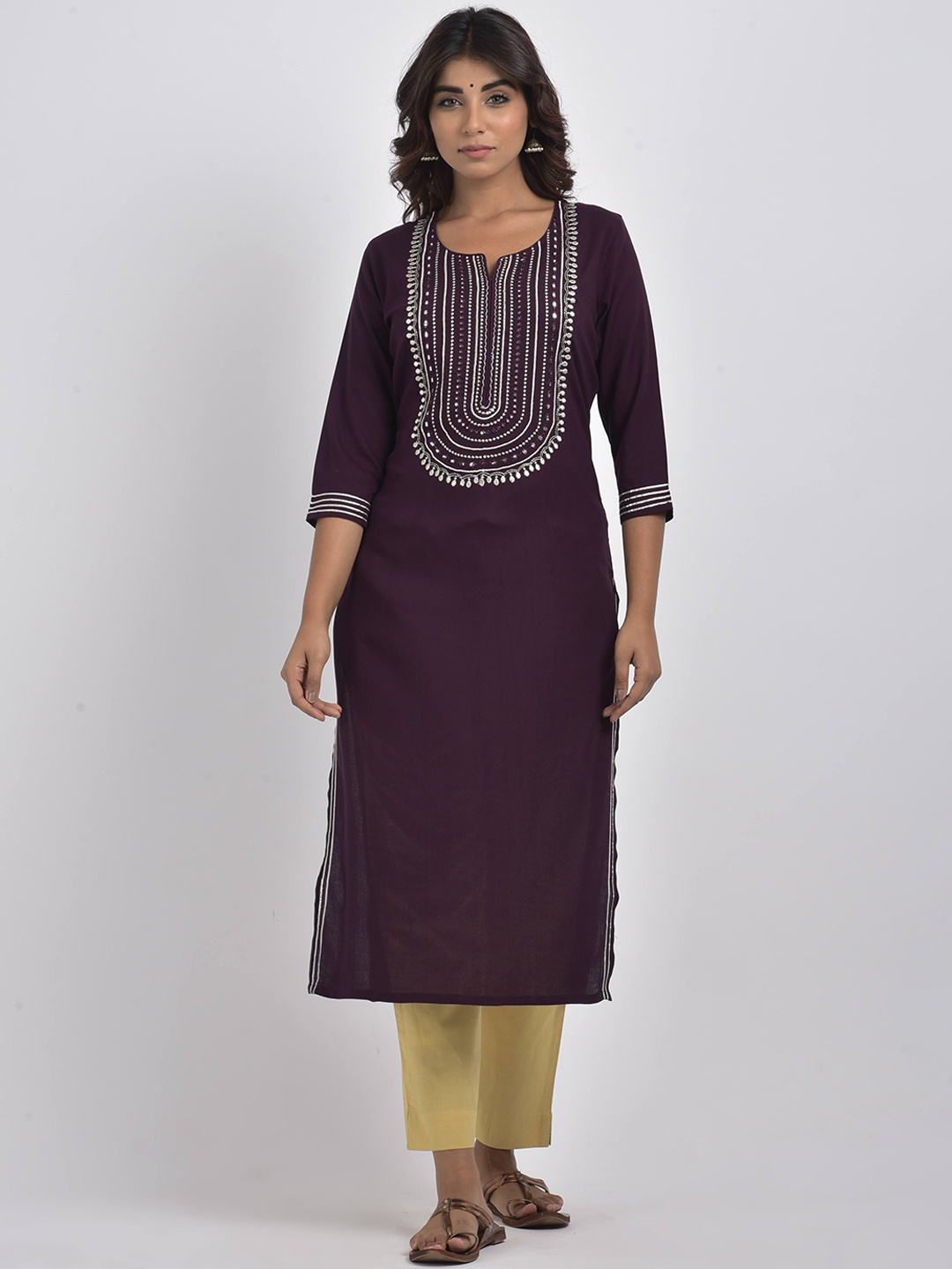 

Swasti Women Purple Yoke Design Flared Sleeves Thread Work Floral Kurta