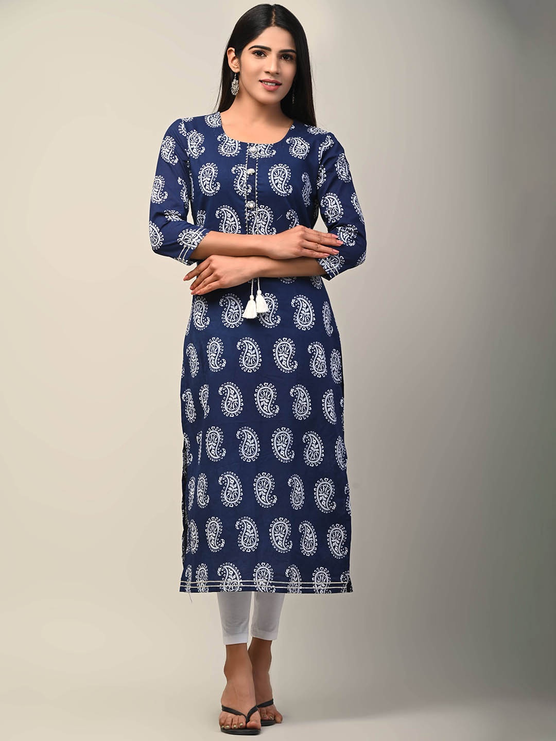 

Swasti Women Blue Geometric Dyed Mirror Work Floral Kurta