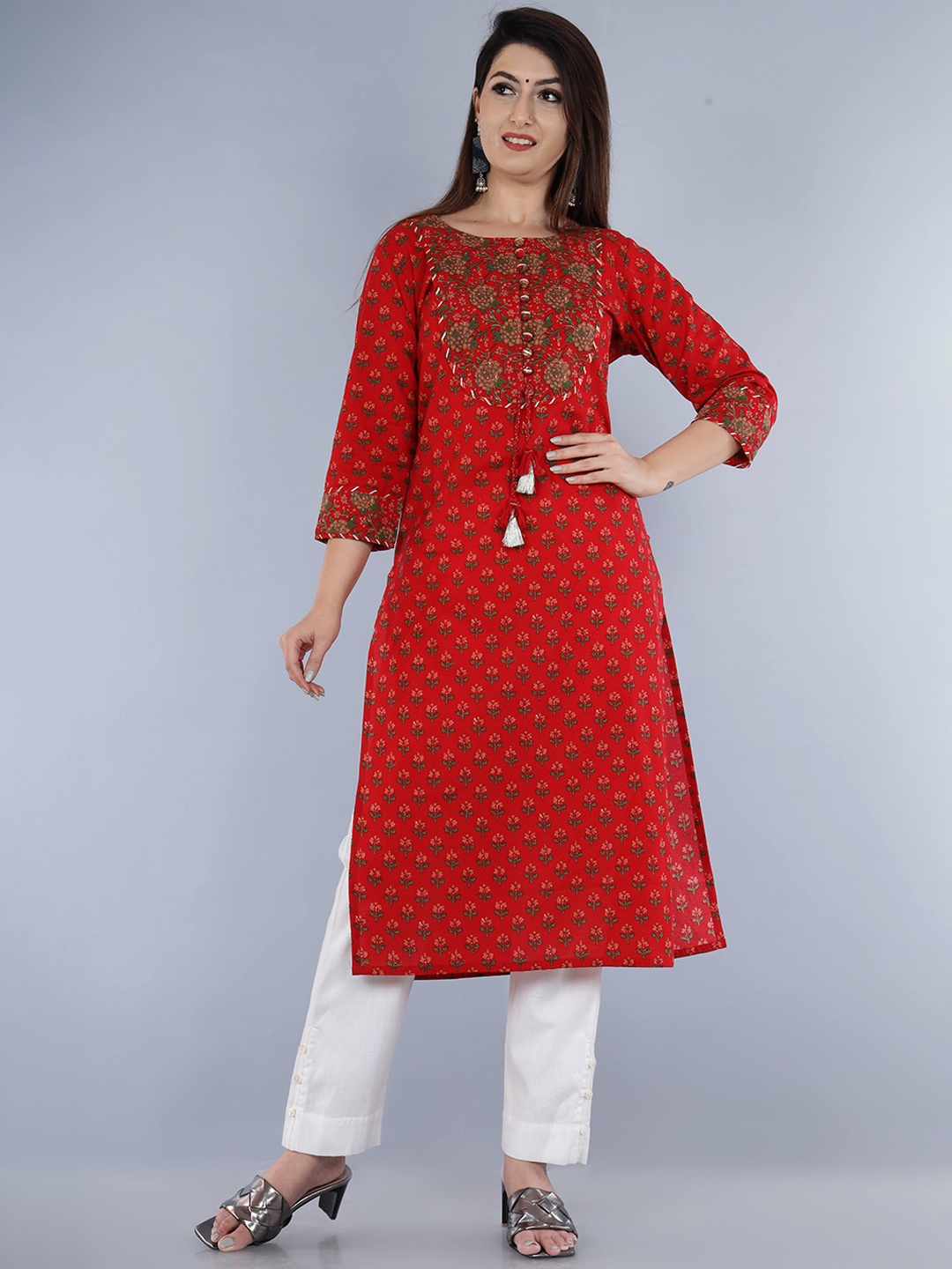 

Swasti Women Red Geometric Gotta Patti Floral Kurta