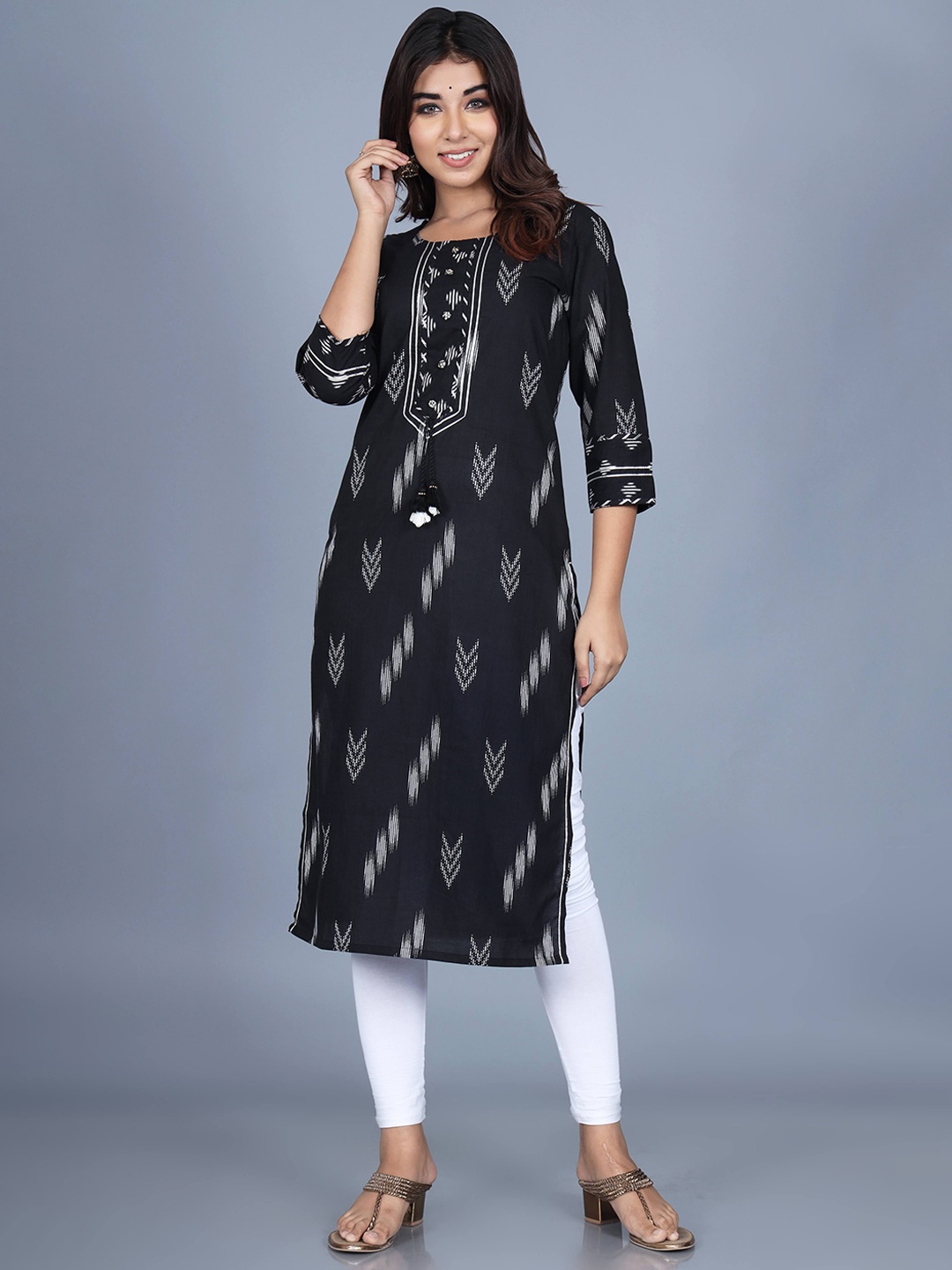 

Swasti Women Black Tribal Flared Sleeves Thread Work Floral Anarkali Kurta