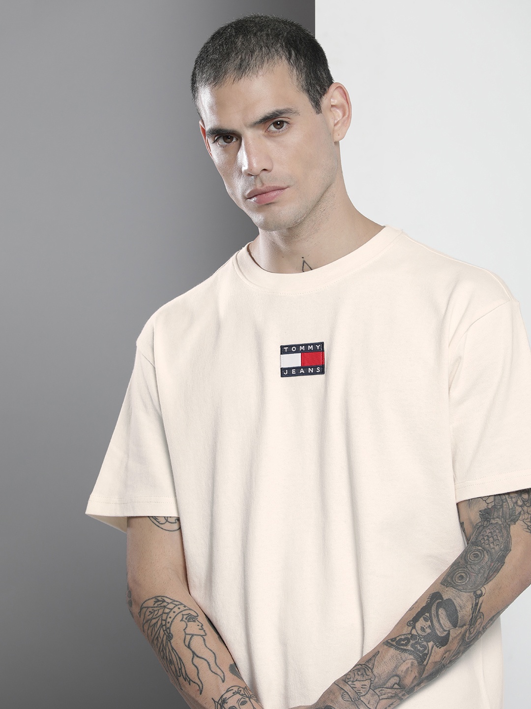 

Tommy Hilfiger Men Off-White Pure Cotton T-shirt With Brand Logo Embroidered Applique