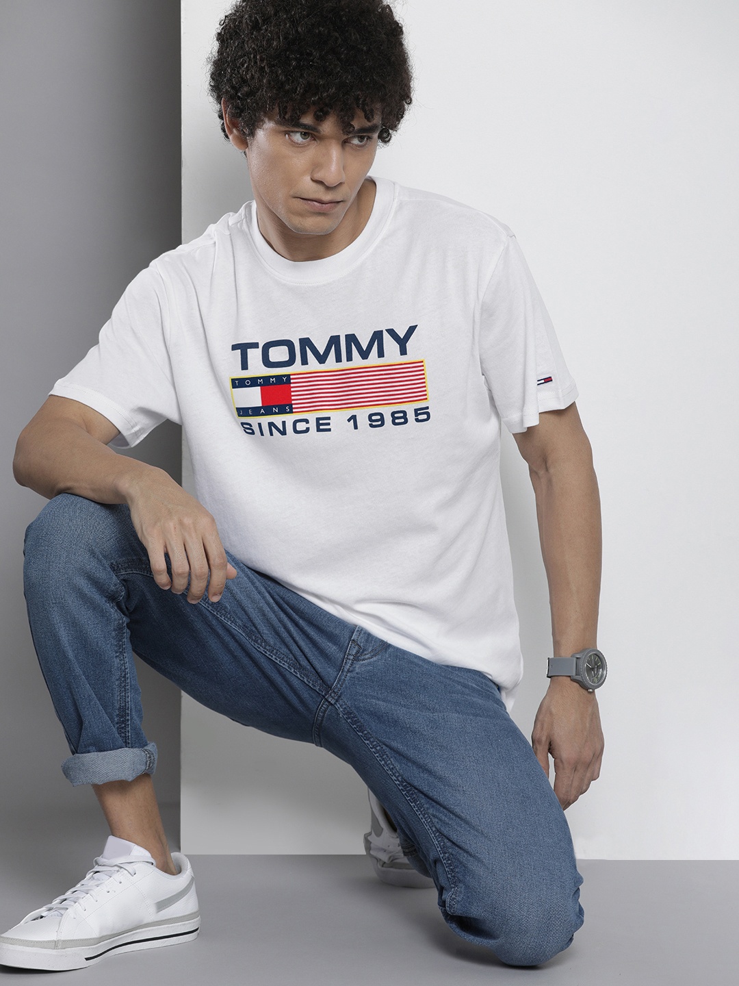 

Tommy Hilfiger Men White Brand Logo Printed Pure Cotton T-shirt