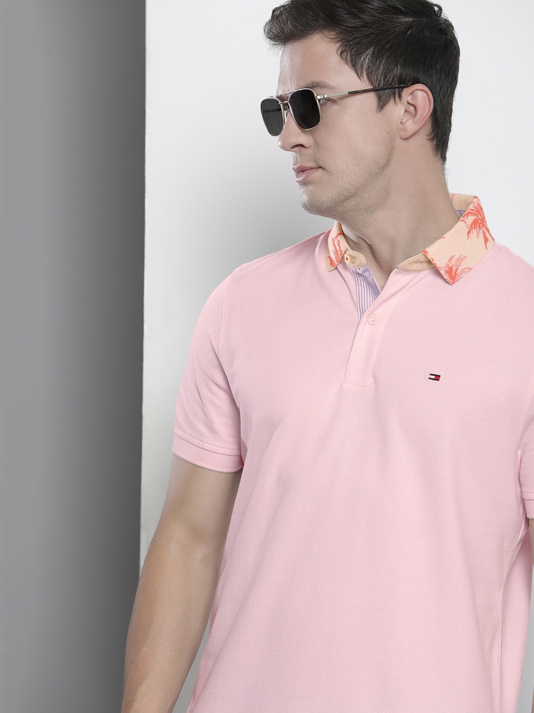 

Tommy Hilfiger Men Pink Polo Collar Pure Cotton T-shirt