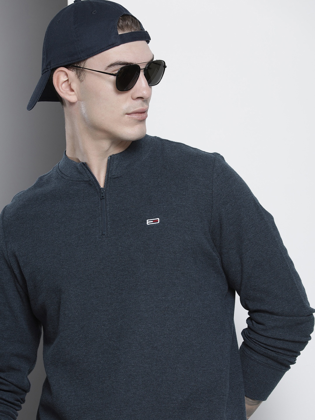 

Tommy Hilfiger Men Navy Blue Mandarin Collar T-shirt