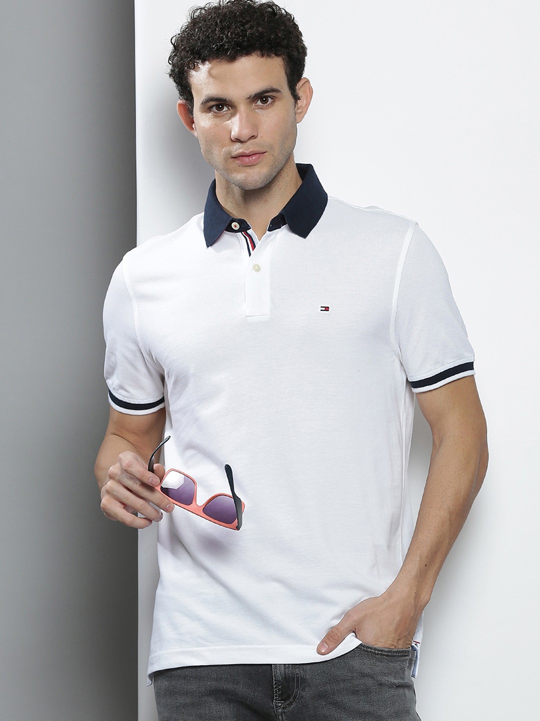 

Tommy Hilfiger Men Polo Collar Pure Cotton T-shirt, White