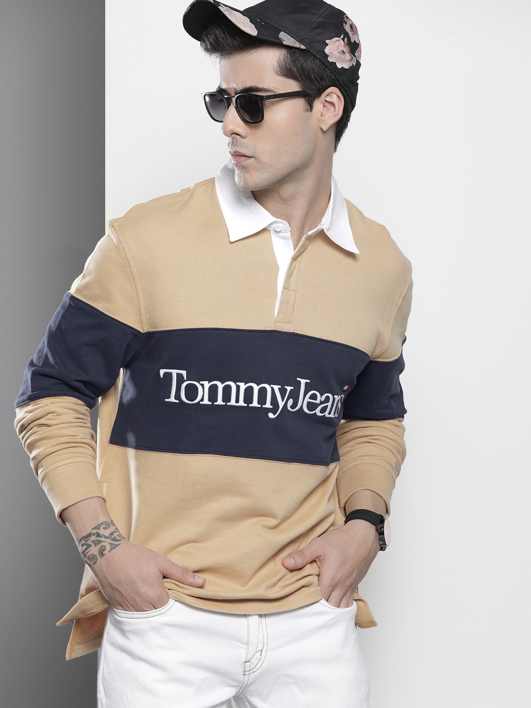 

Tommy Hilfiger Men Beige & Navy Blue Colourblocked Polo Collar Pure Cotton T-shirt
