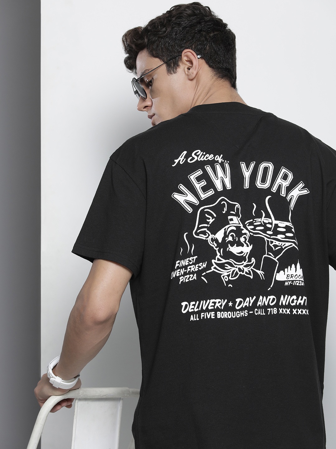 

Tommy Hilfiger Men Black & White Typography Printed Pure Cotton T-shirt