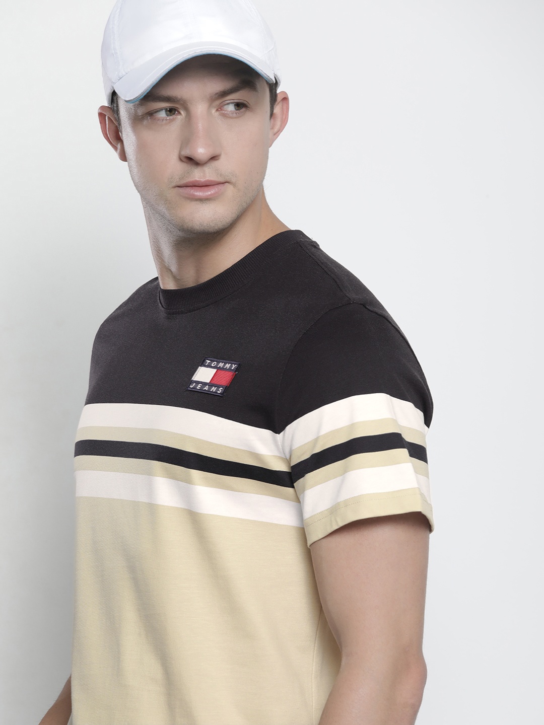 

Tommy Hilfiger Men Black & Beige Colourblocked Pure Cotton Casual T-shirt