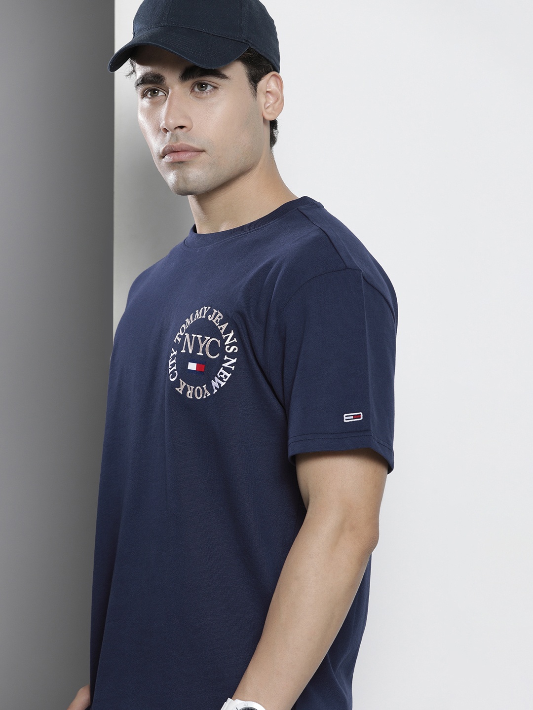 

Tommy Hilfiger Men Navy Blue Placement Print Embroidered Pure Cotton Casual T-shirt