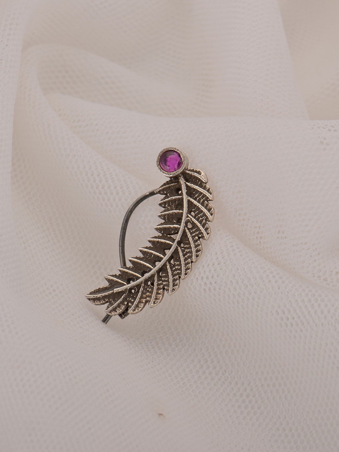 

GIVA 925 Sterling Silver Oxidised Feather Touch Nose Pin