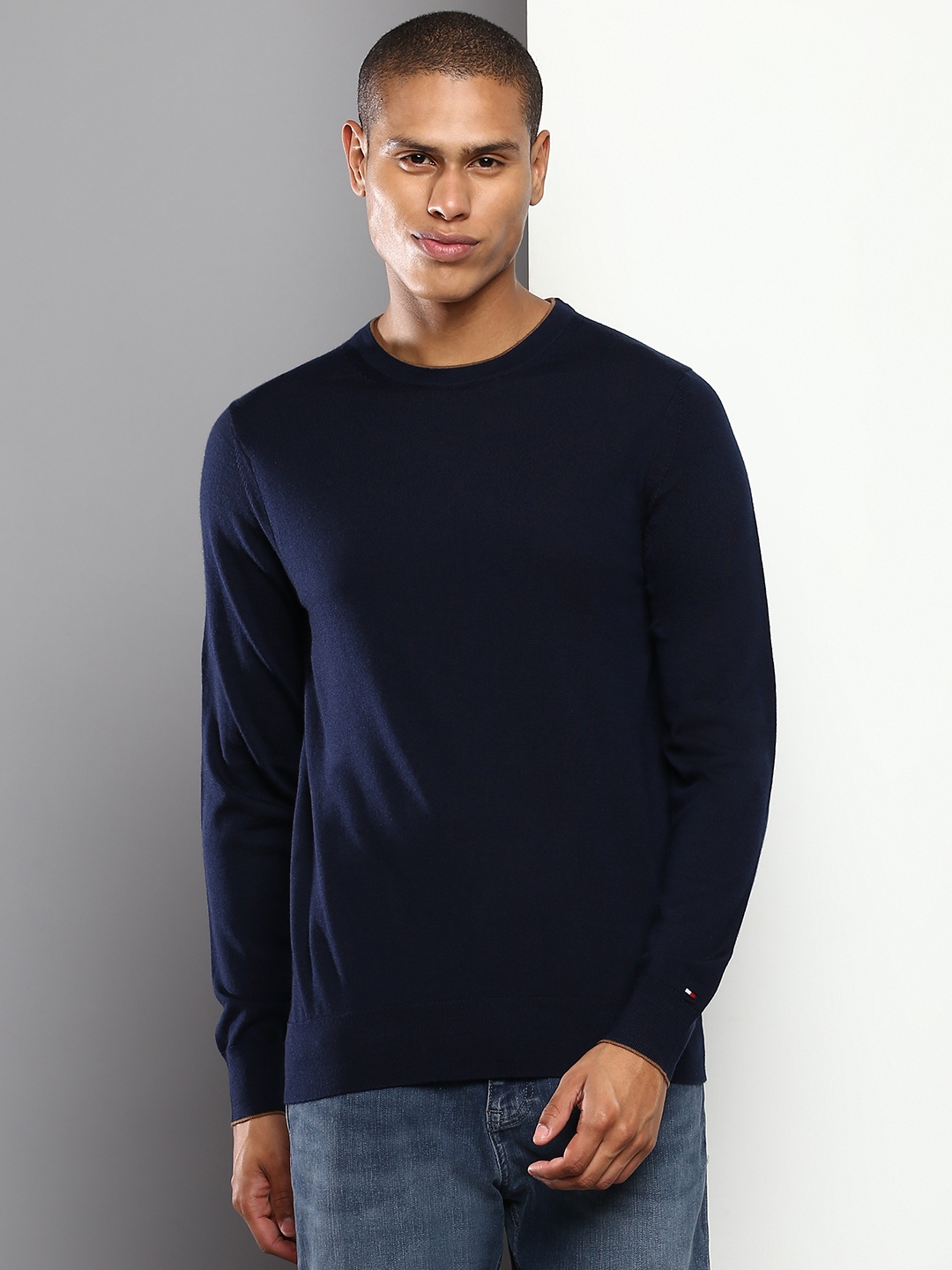 

Tommy Hilfiger Men Solid Pullover, Navy blue