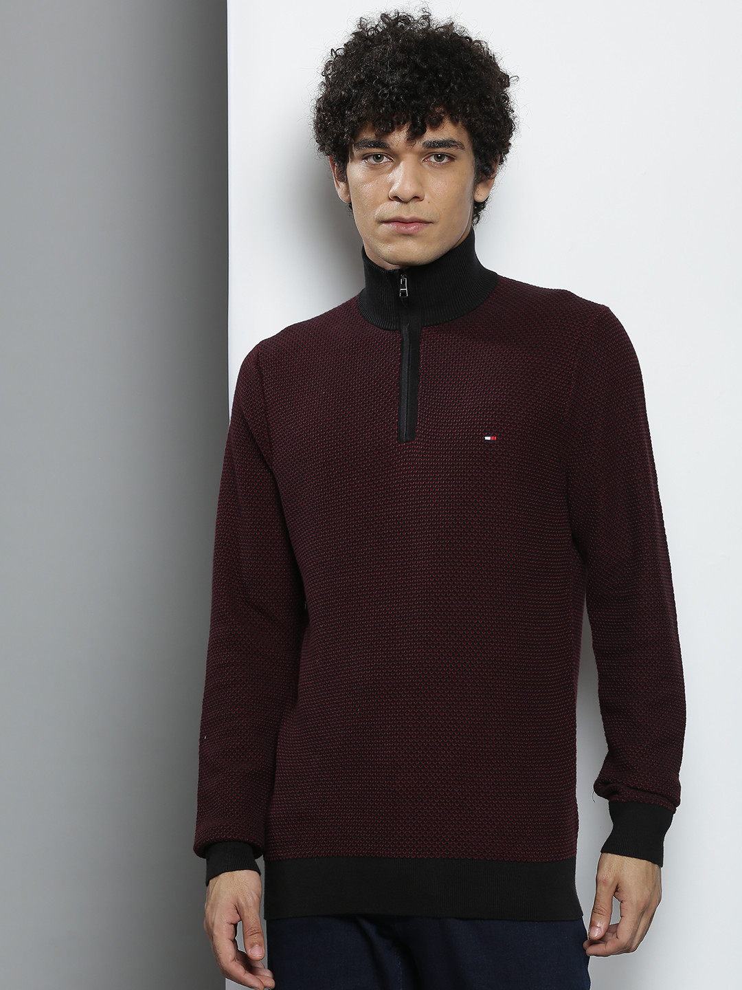 

Tommy Hilfiger Men Maroon & Black Self Design Cotton Pullover