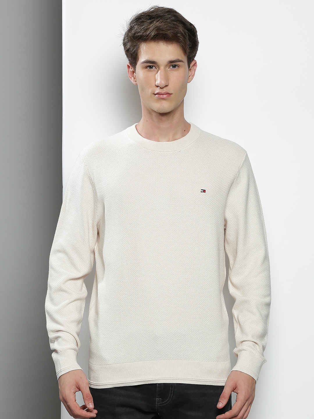 

Tommy Hilfiger Men Off White Round Neck Knitted Pullover