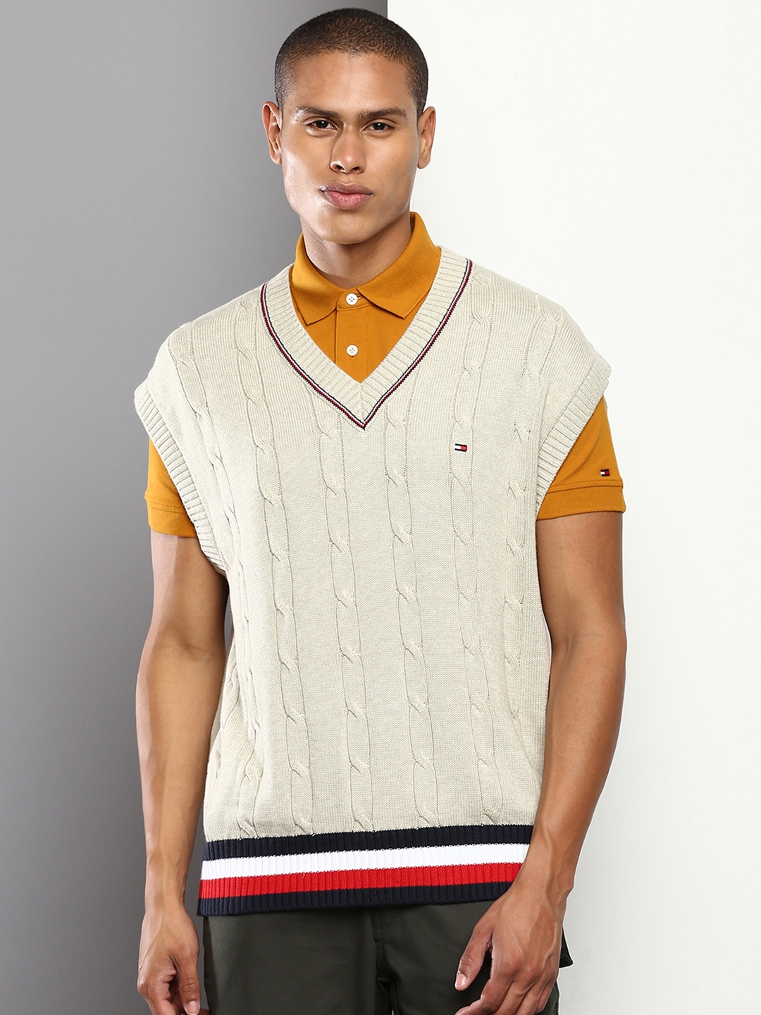 

Tommy Hilfiger Men Cable Knit Pullover, Off white