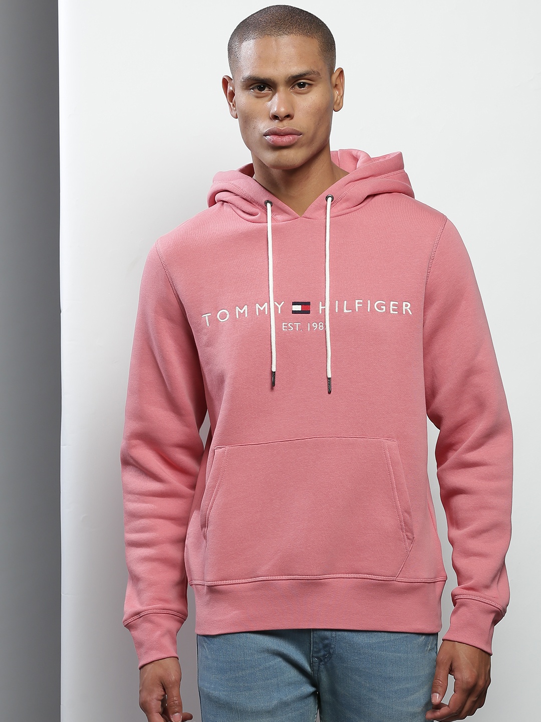 

Tommy Hilfiger Men Pink & White Embroidered Cotton Hooded Sweatshirt