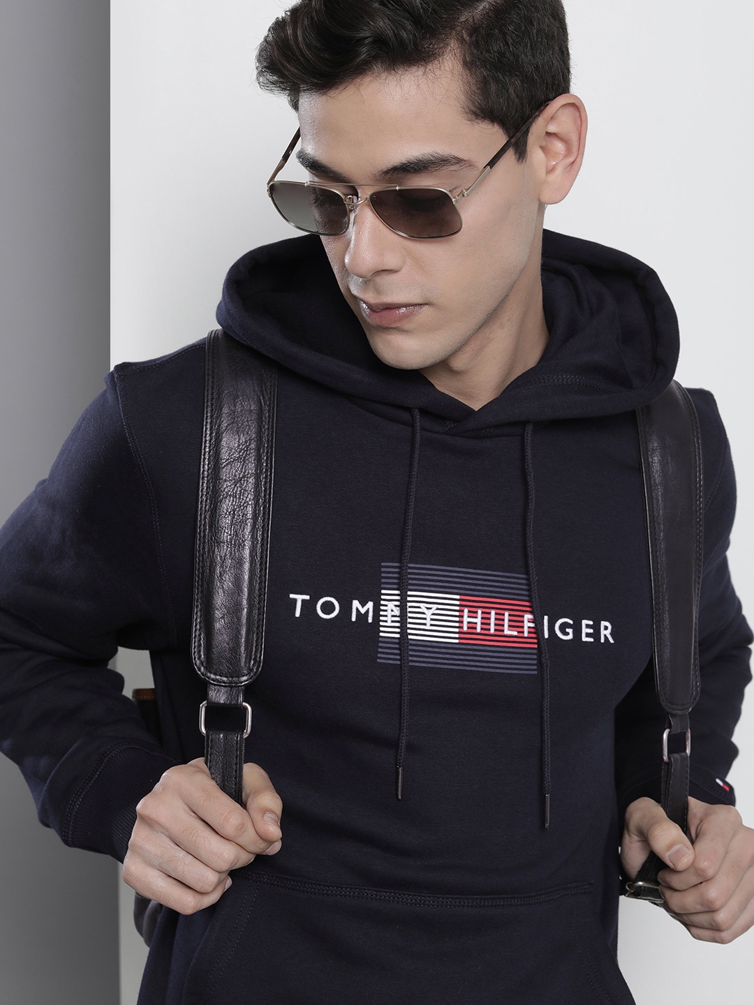 

Tommy Hilfiger Men Navy Blue Brand Logo Printed Hooded Sweatshirt