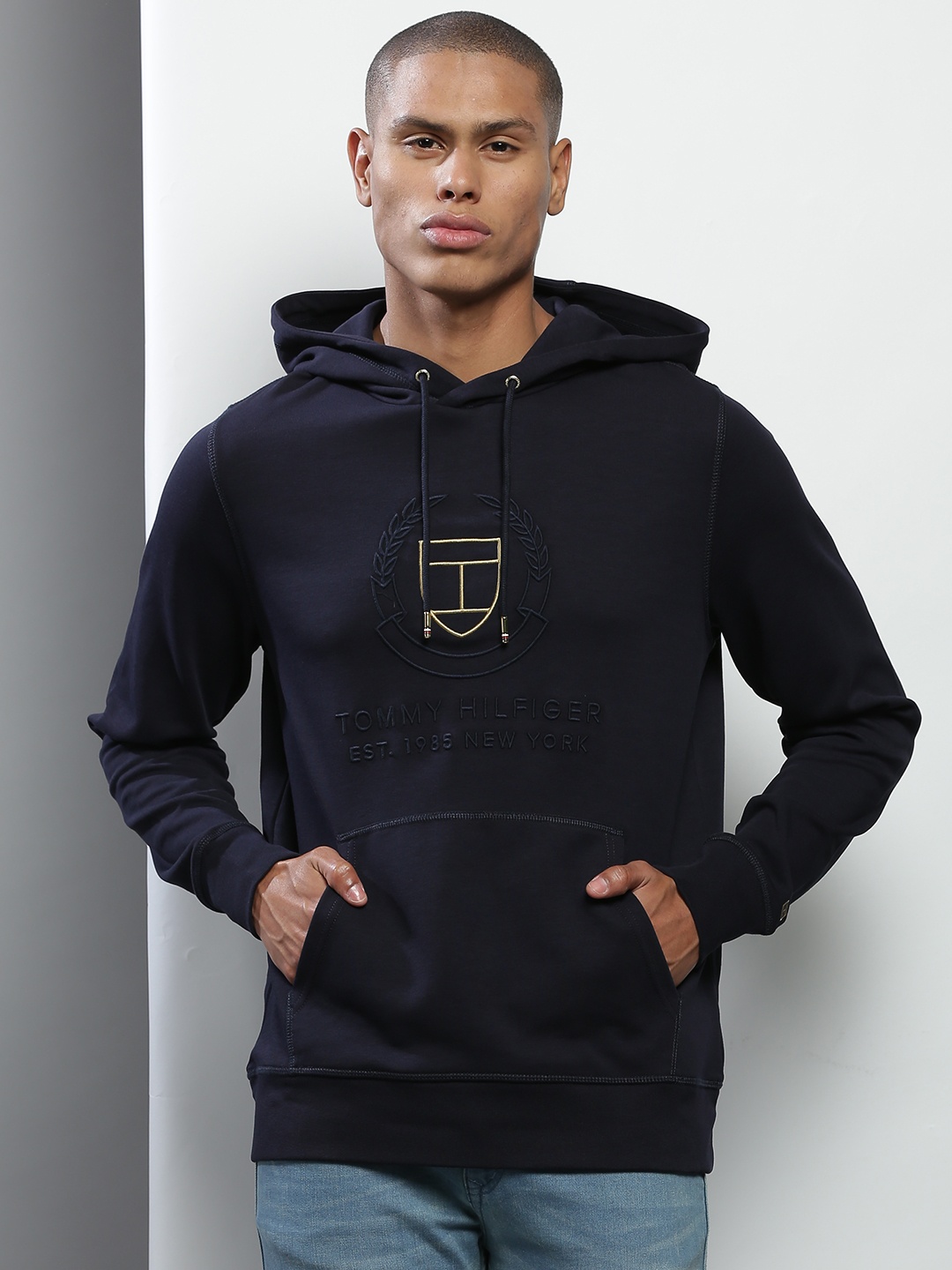 

Tommy Hilfiger Men Navy Blue Embroidered Cotton Hooded Sweatshirt