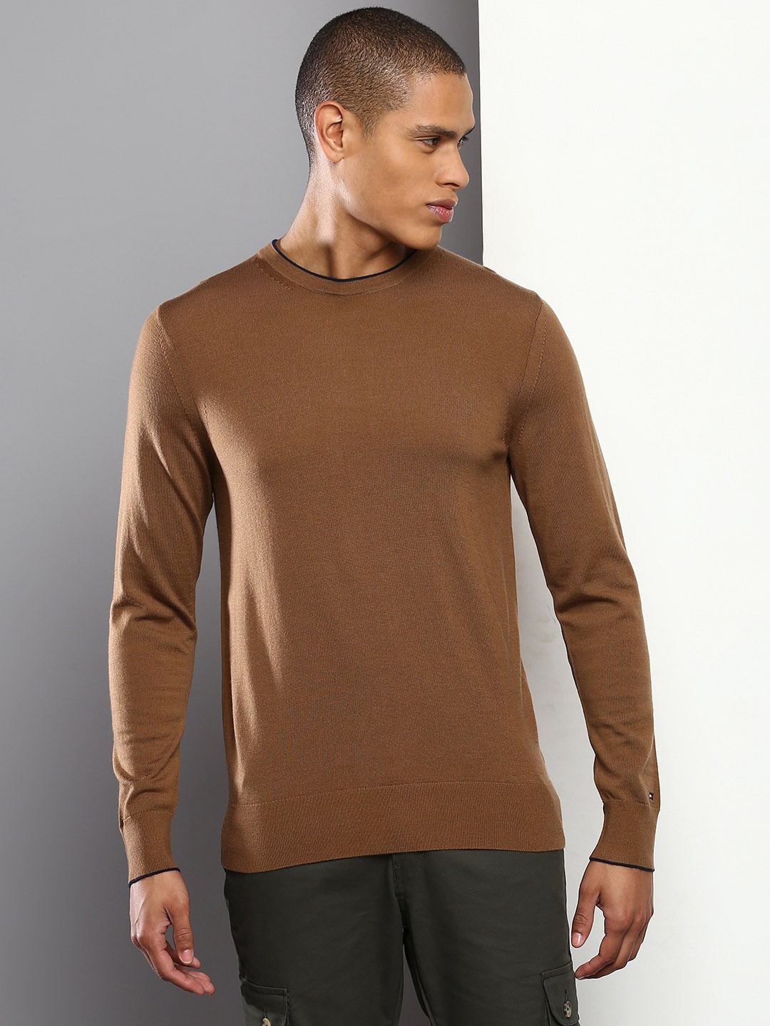 

Tommy Hilfiger Men Solid Pullover, Brown
