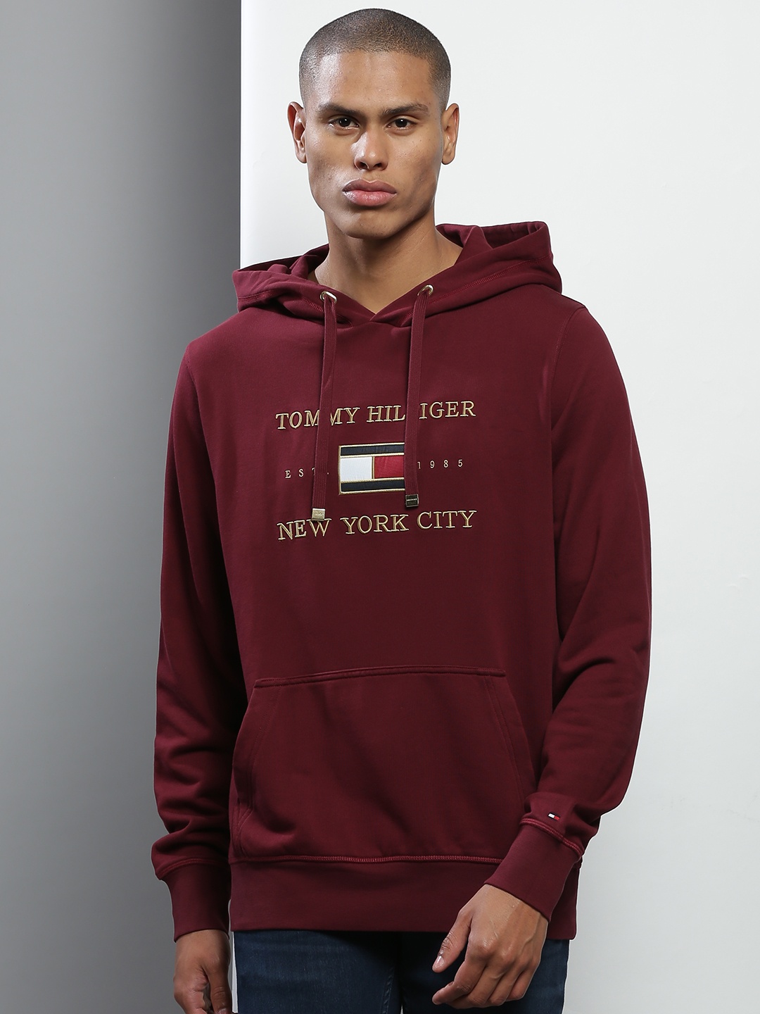 

Tommy Hilfiger Men Maroon & Beige Cotton Embroidered Hooded Sweatshirt
