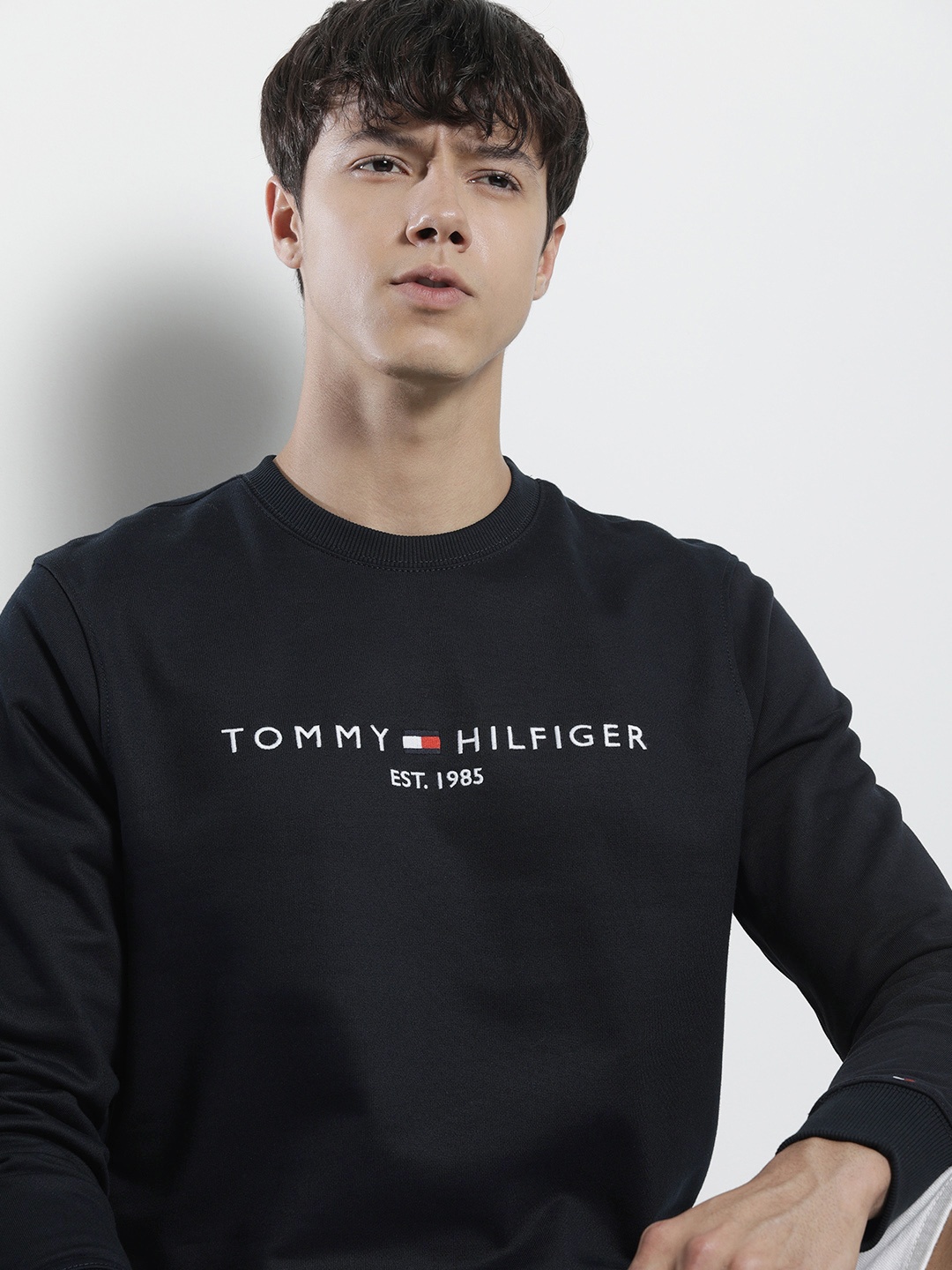 

Tommy Hilfiger Men Navy Blue Brand Logo Embroidered Pullover Sweatshirt