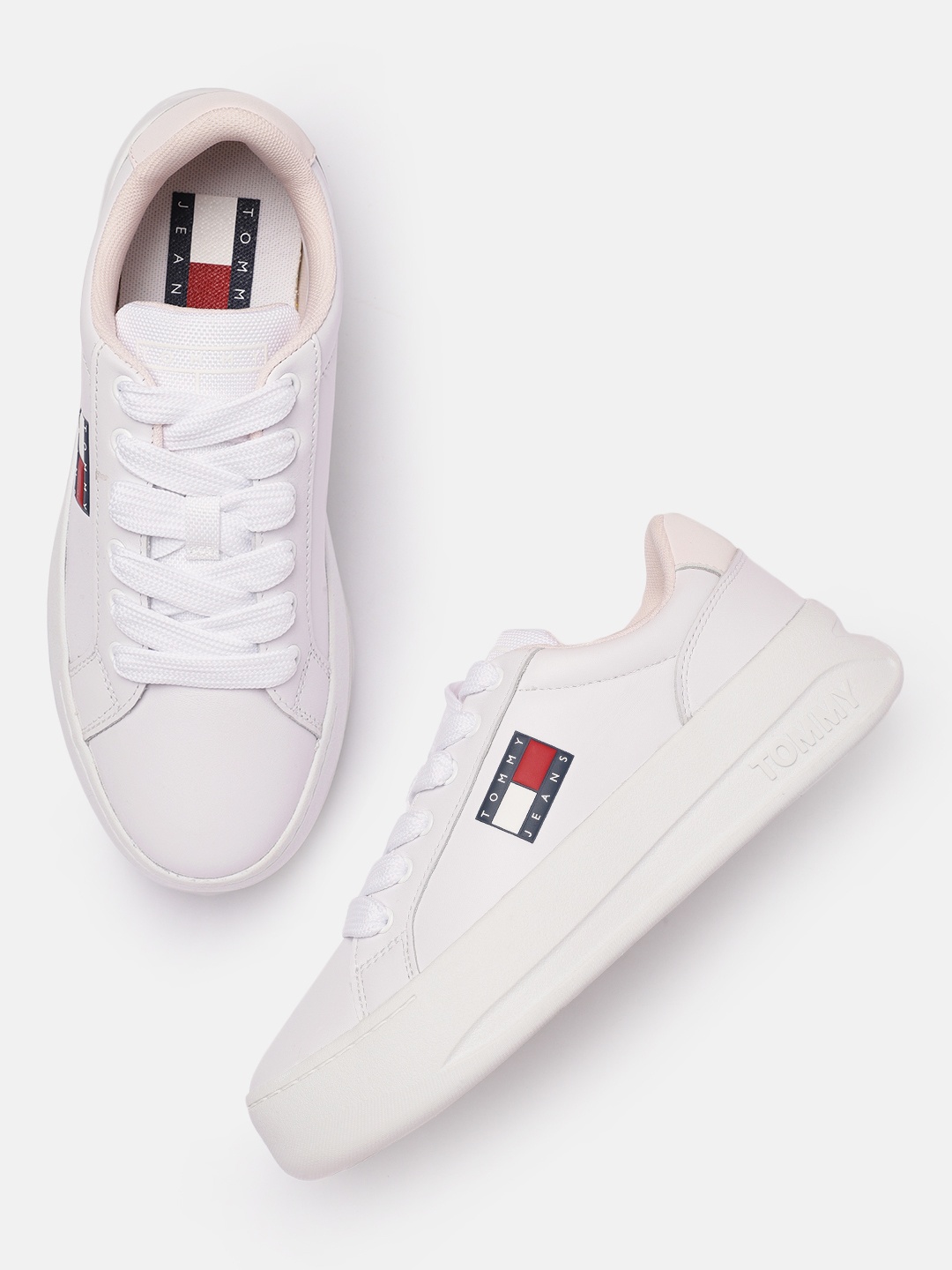 

Tommy Hilfiger Women White Solid Leather Regular City Flatform Sneakers