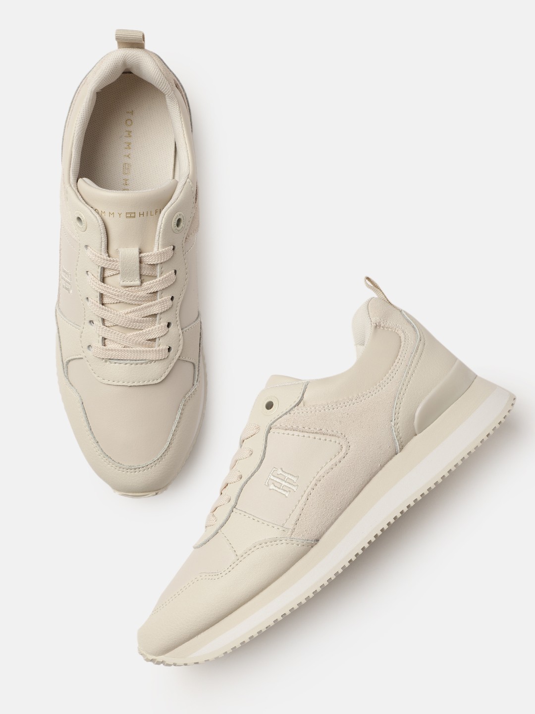 

Tommy Hilfiger Women Beige Solid Regular Active Sneakers