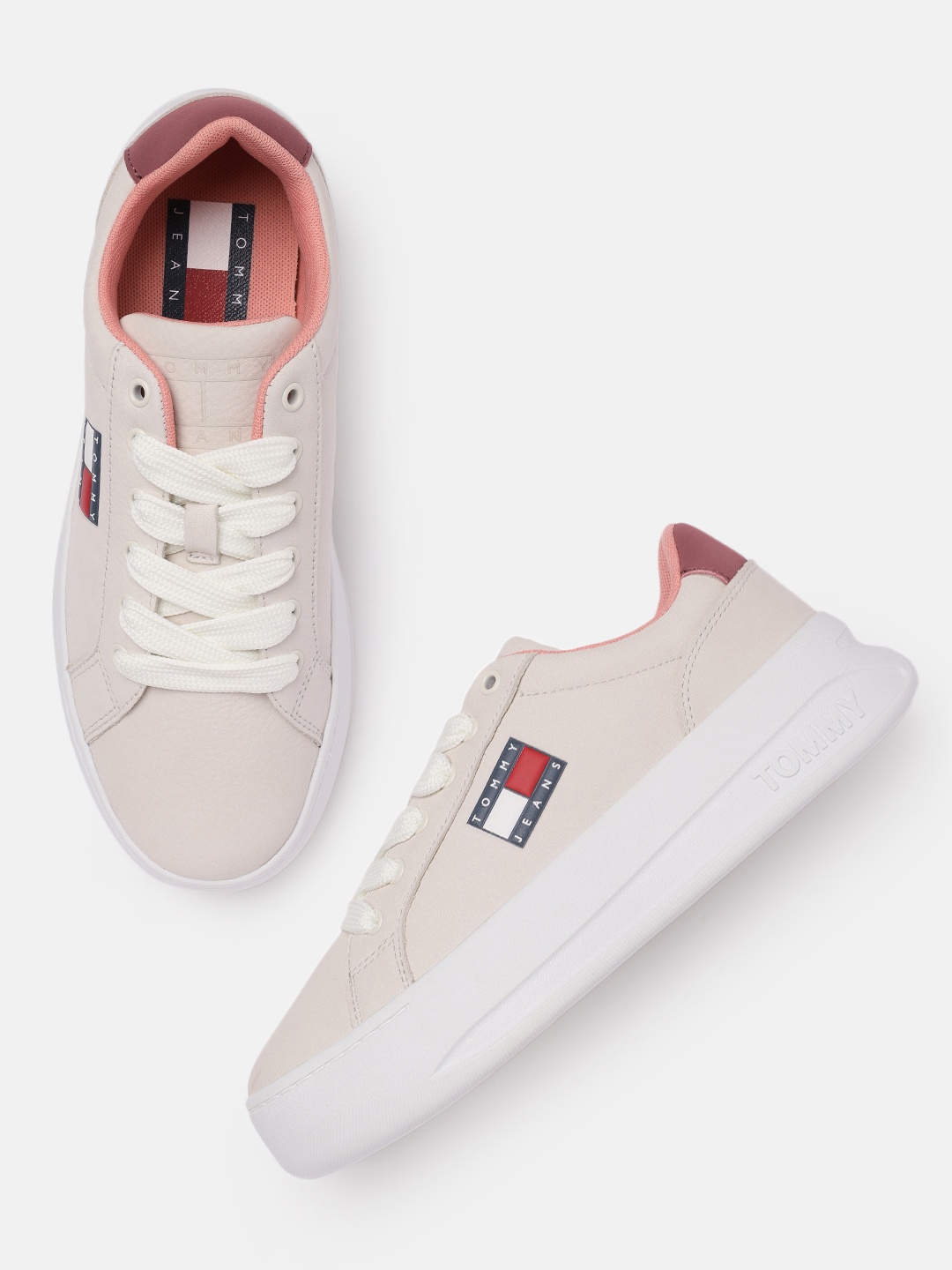 

Tommy Hilfiger Women Beige Leather Sneakers