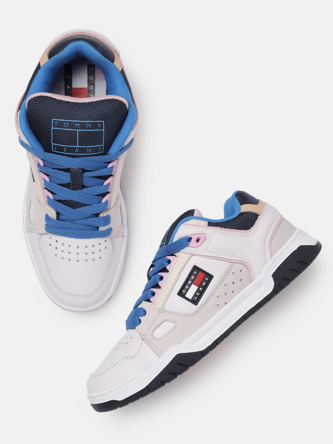

Tommy Hilfiger Women White Leather Sneakers