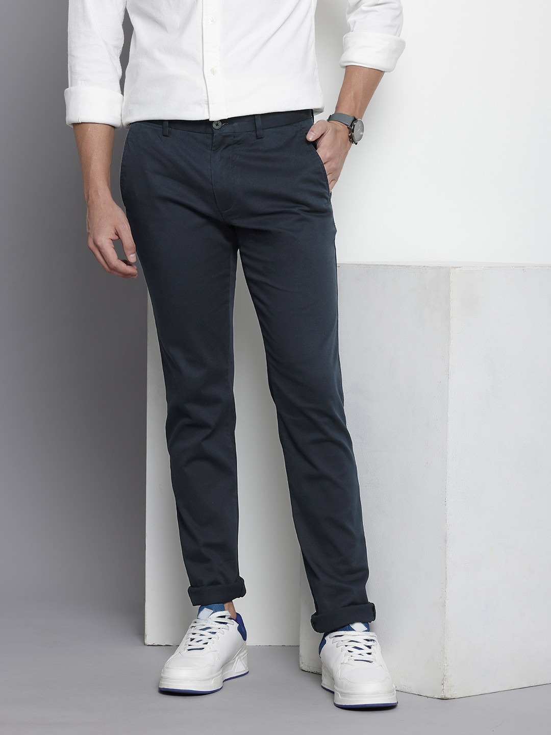 

Tommy Hilfiger Men Slim Fit Trousers, Navy blue