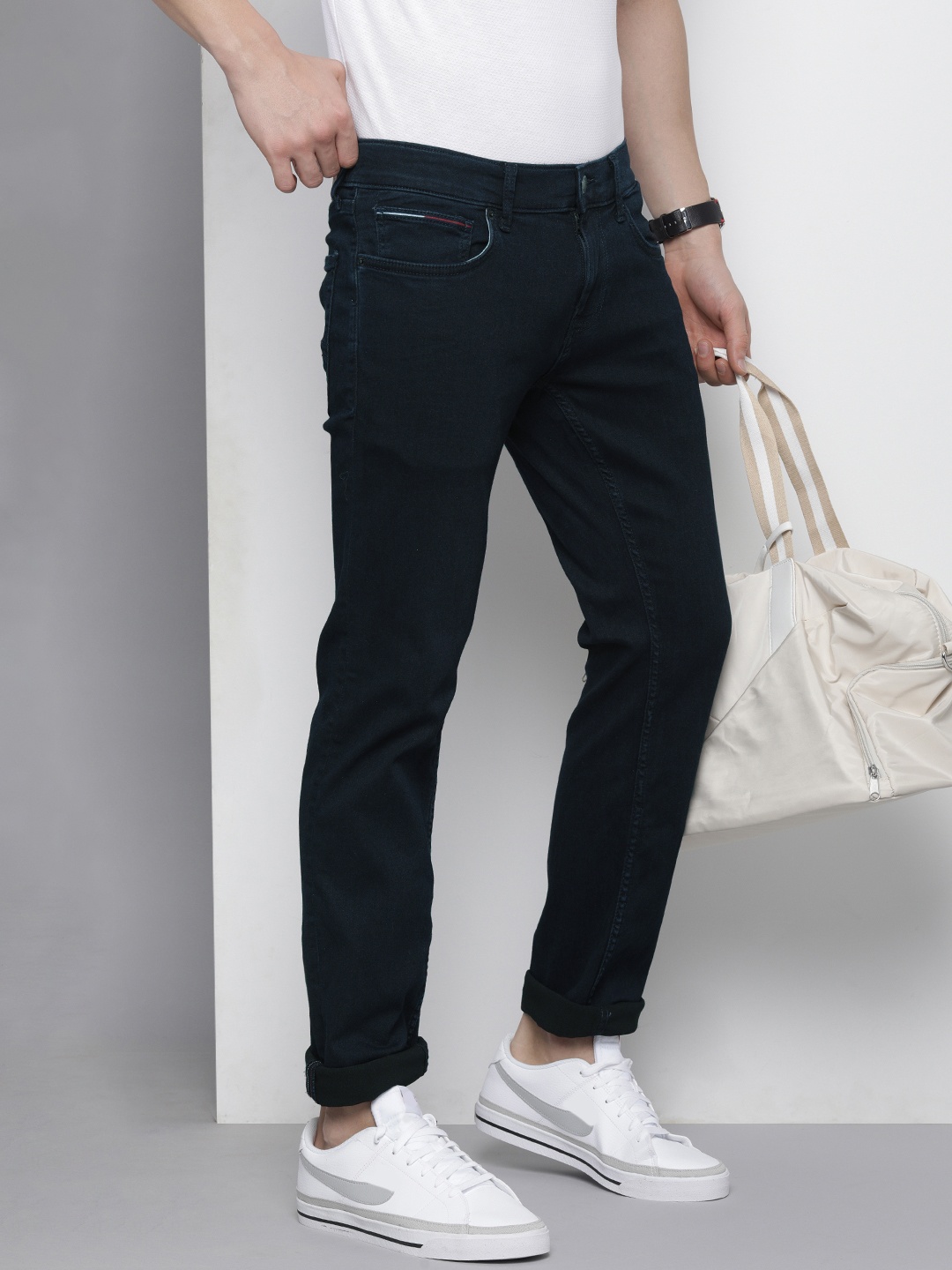 

Tommy Hilfiger Men Navy Blue Slim Fit Stretchable Jeans