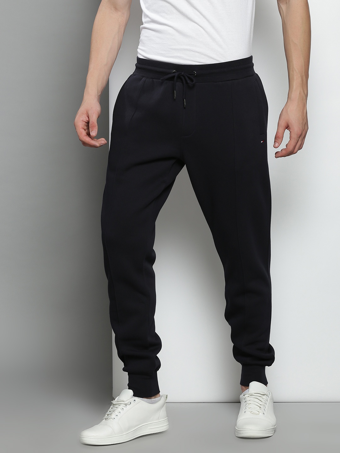 

Tommy Hilfiger Men Black Side Stripe Stretchable Trackpants, Navy blue