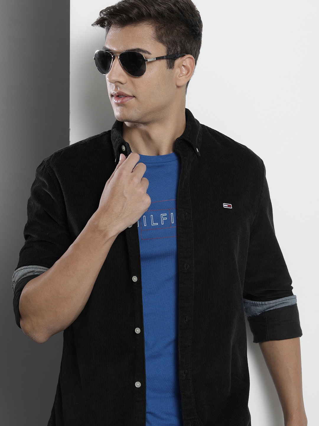 

Tommy Hilfiger Men Black Self Design Pure Cotton Casual Shirt