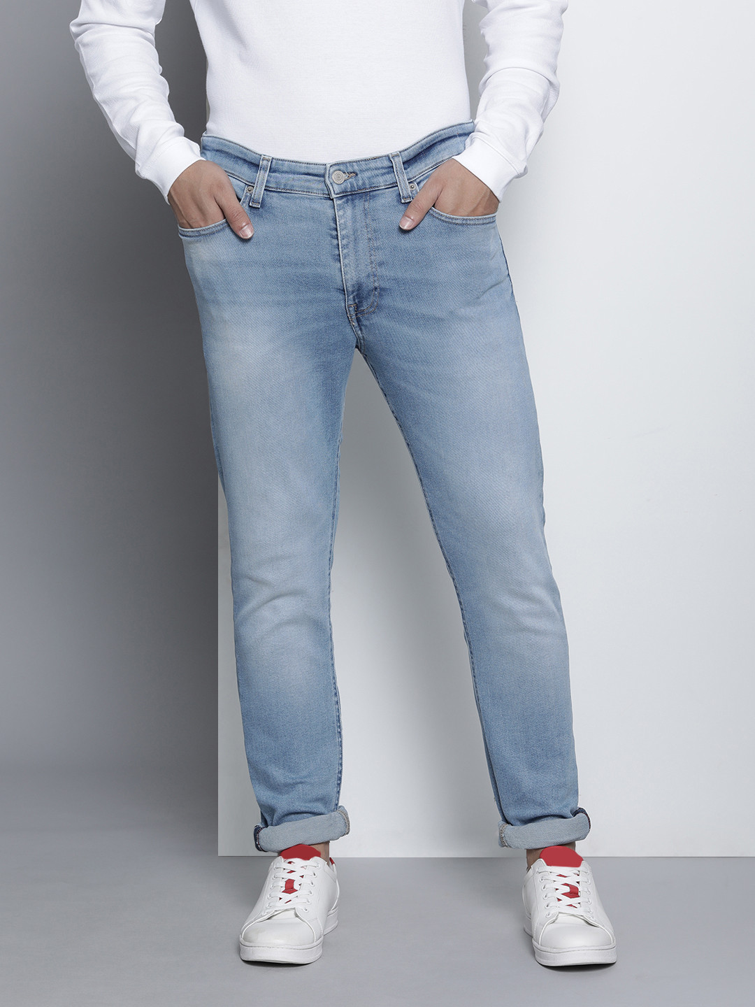 

Tommy Hilfiger Men Blue Simon Skinny Fit Light Fade Stretchable Jeans
