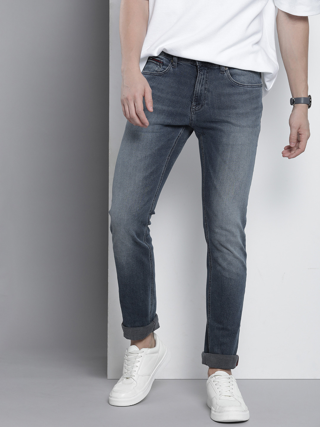 

Tommy Hilfiger Men Skinny Fit Heavy Fade Stretchable Jeans, Blue