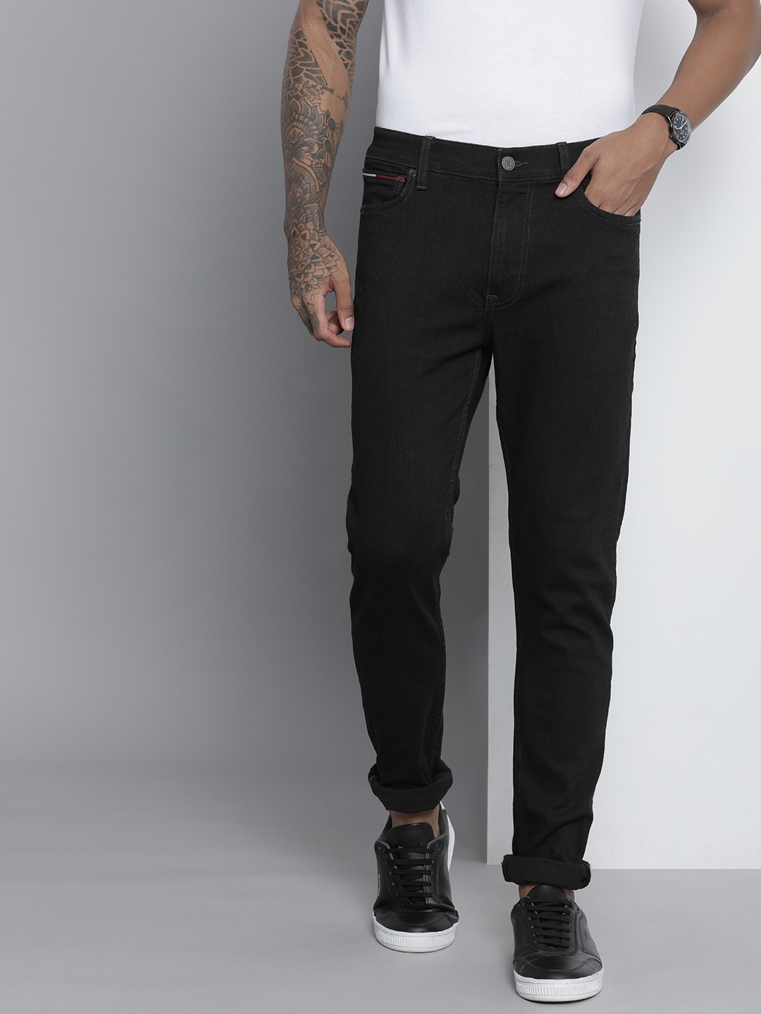 

Tommy Hilfiger Men Black Simon Skinny Fit Stretchable Jeans