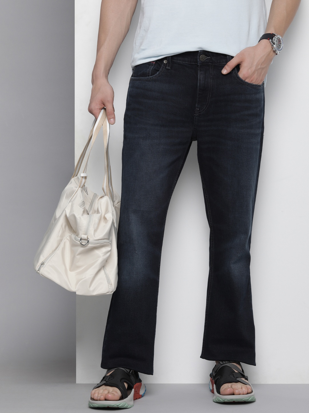 

Tommy Hilfiger Men Black Bootcut Clean Look Stretchable Jeans
