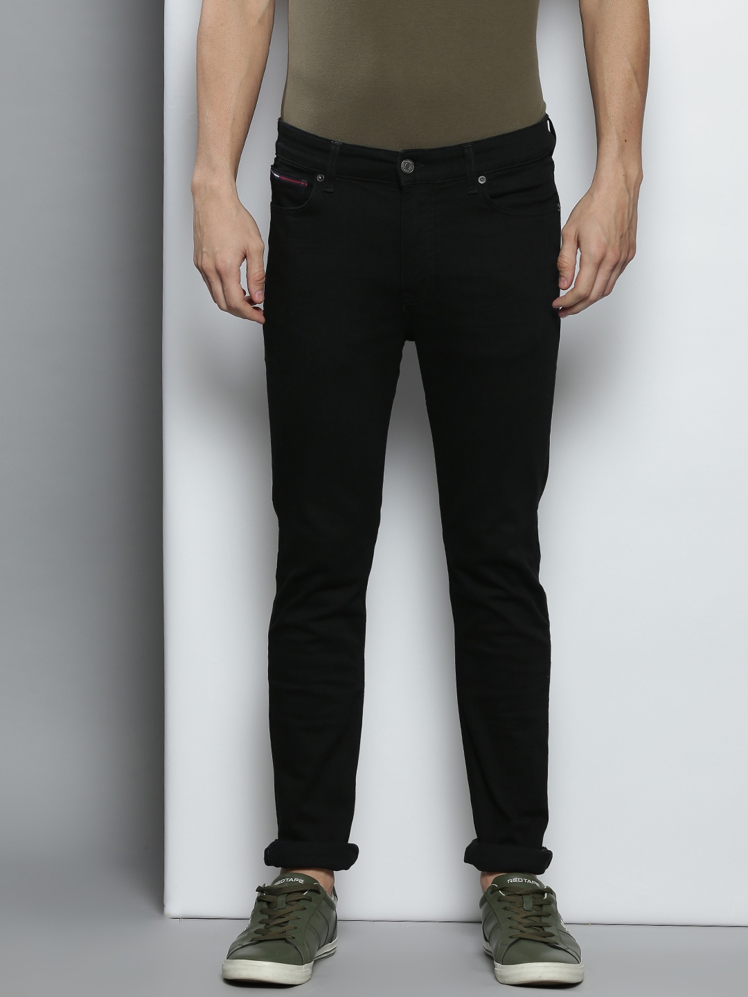 

Tommy Hilfiger Men Black Skinny Fit Stretchable Jeans