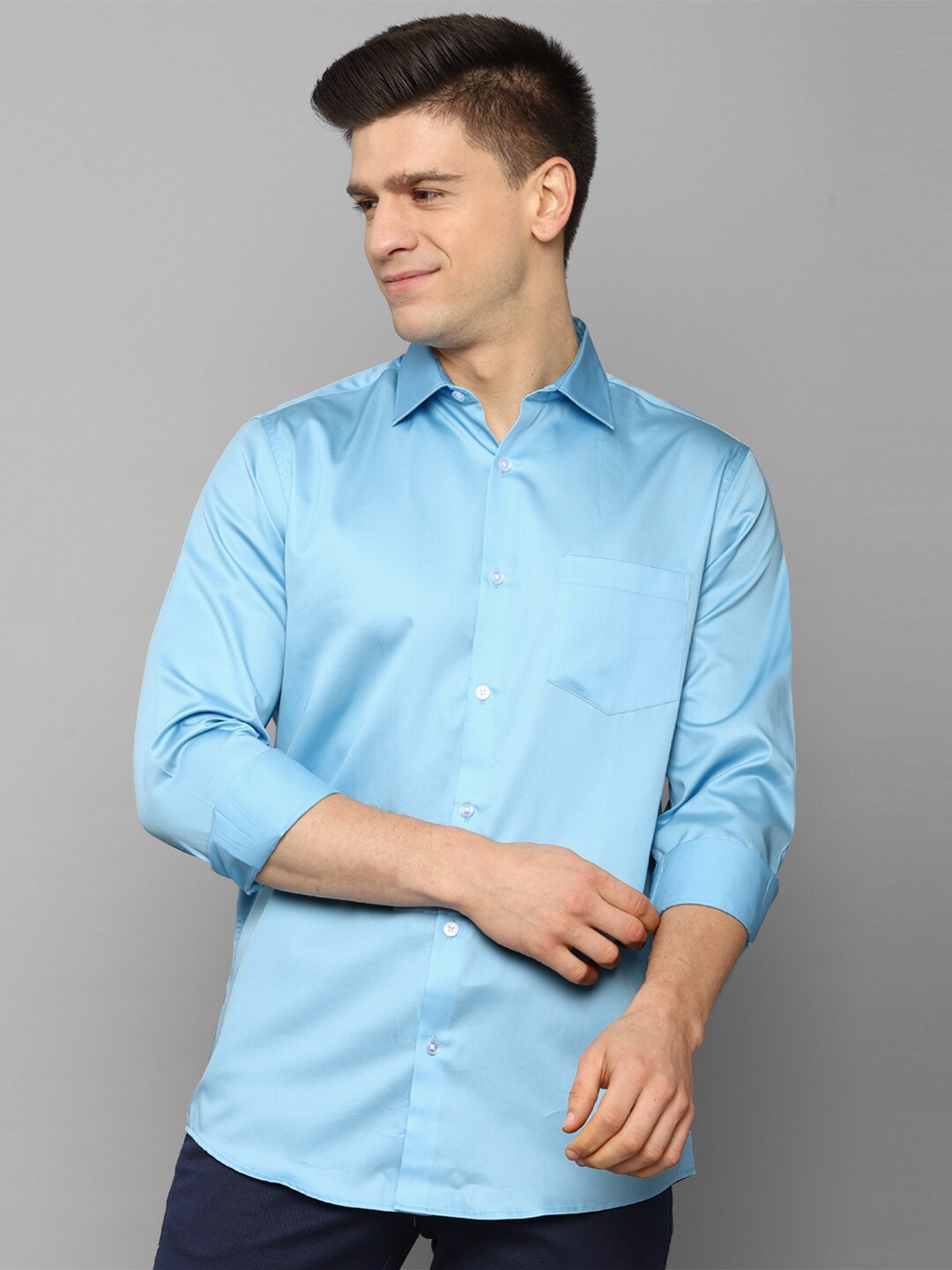 

Allen Solly Men Blue Slim Fit Casual Shirt