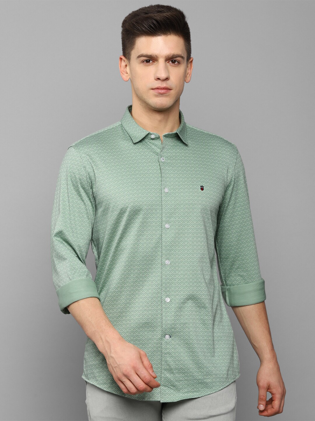

Louis Philippe Sport Men Green Slim Fit Printed Casual Shirt
