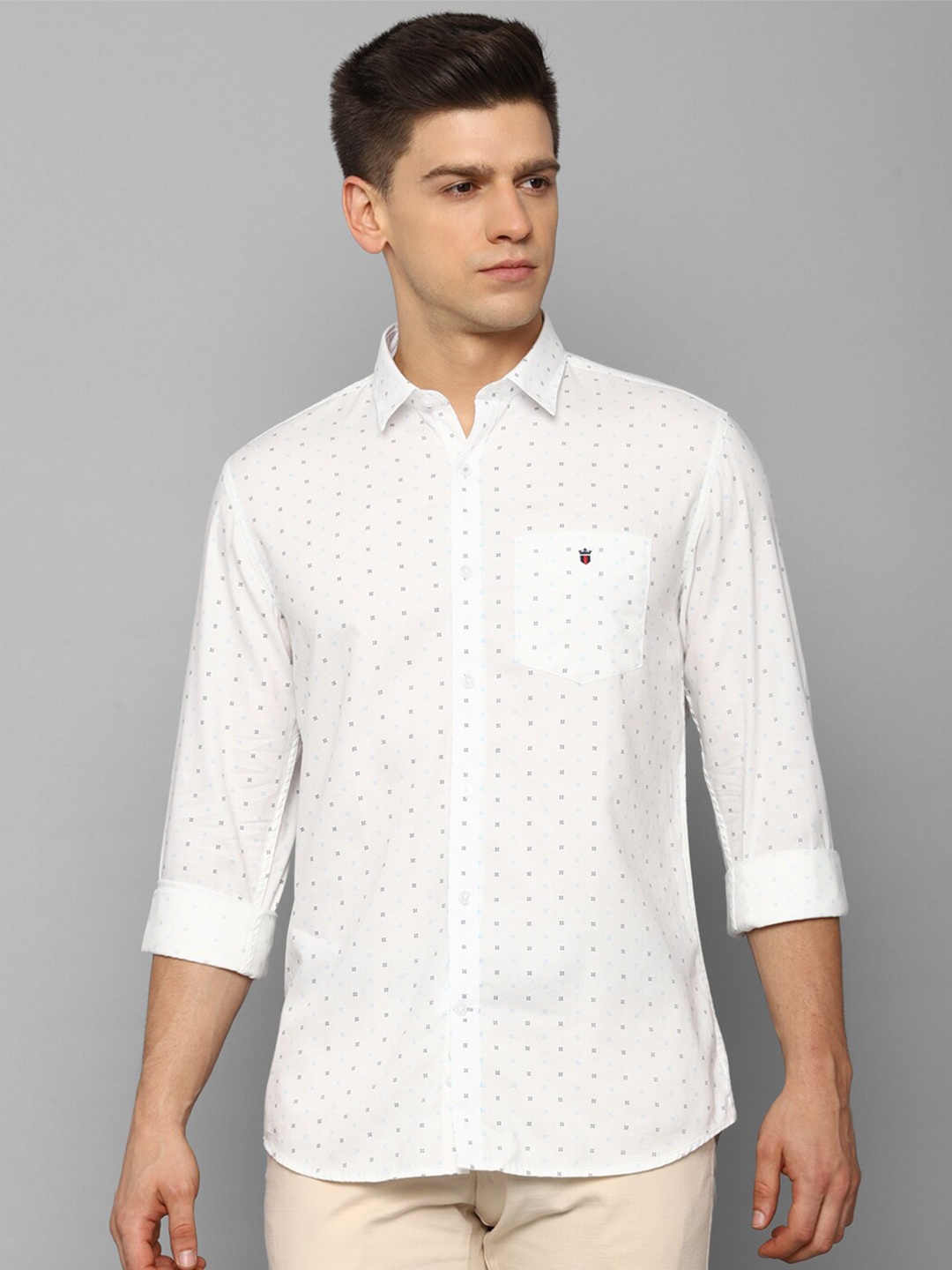 

Louis Philippe Sport Men White Slim Fit Printed Casual Shirt