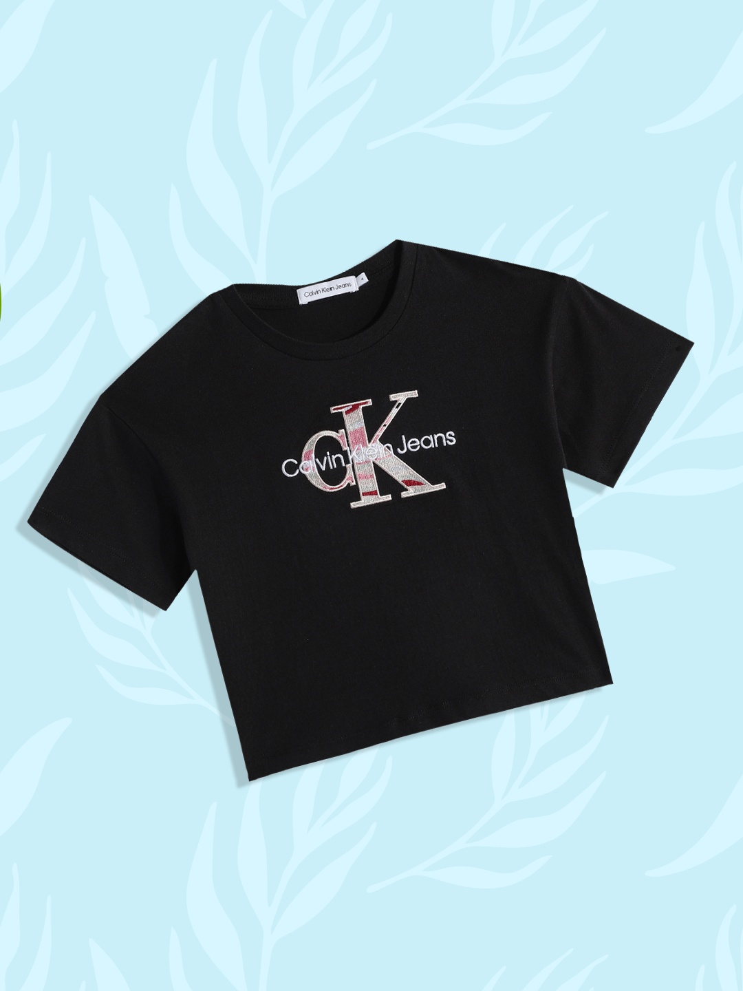 

Calvin Klein Jeans Girls Black Embroidered Pure Cotton T-shirt