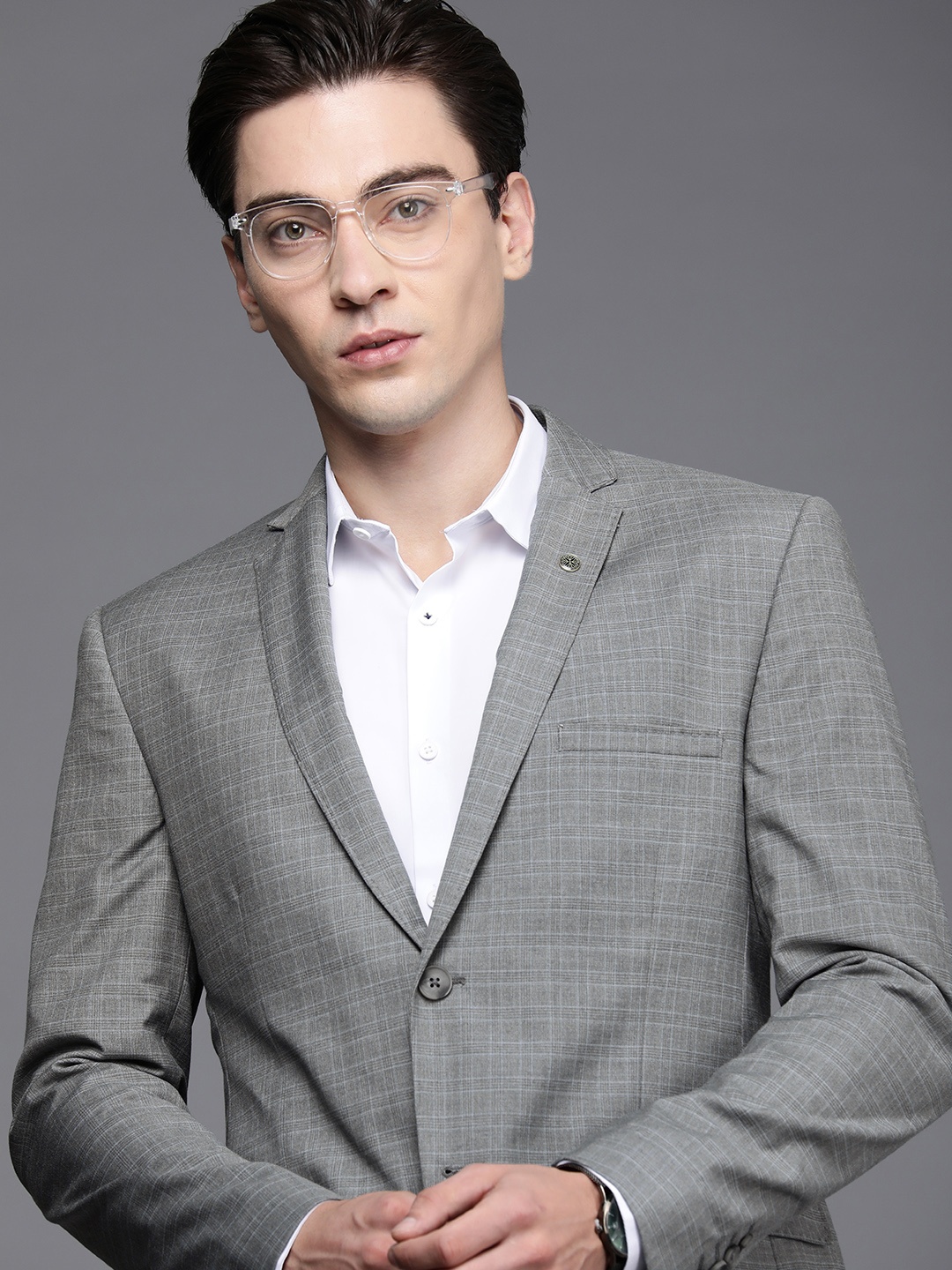 

Theme Men Grey Self Design Slim Fit 2 Piece Suit
