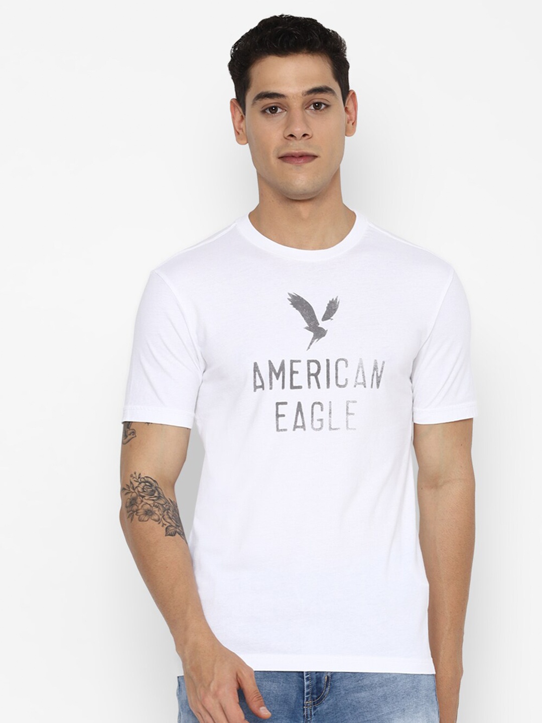 

AMERICAN EAGLE OUTFITTERS Men White Typography Printed Applique T-shirt