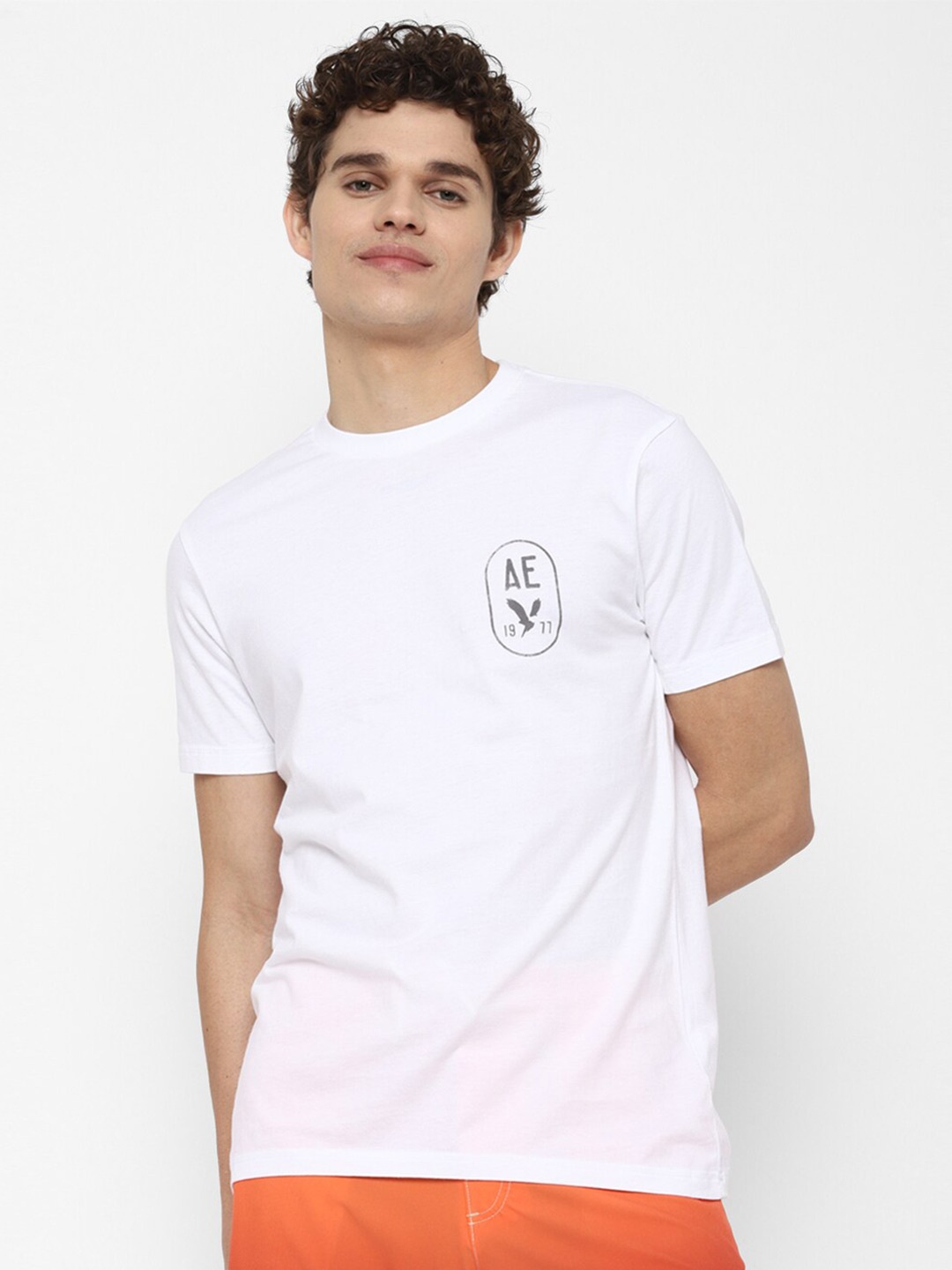 

AMERICAN EAGLE OUTFITTERS Men White Typography Applique T-shirt