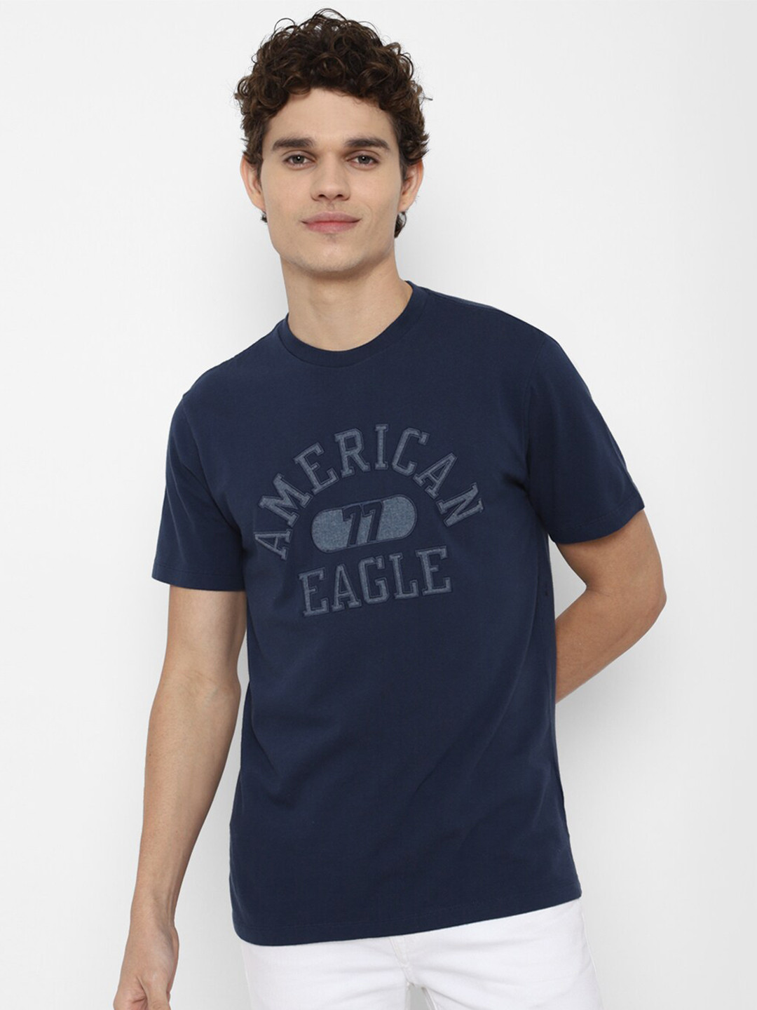 

AMERICAN EAGLE OUTFITTERS Men Blue Typography Printed Applique T-shirt