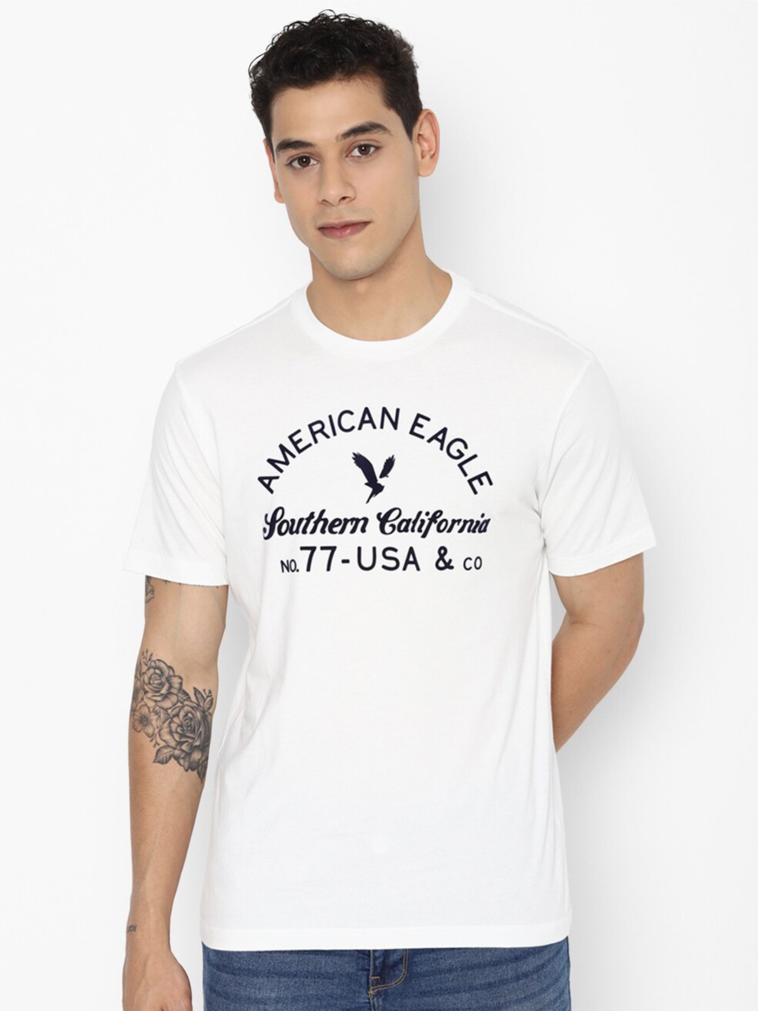 

AMERICAN EAGLE OUTFITTERS Men White Typography Printed Applique Slim Fit T-shirt