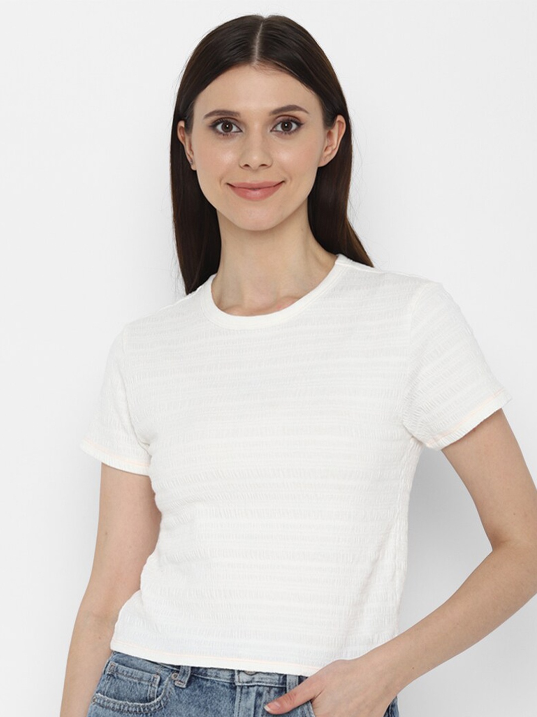 

AMERICAN EAGLE OUTFITTERS Women White Striped T-shirt